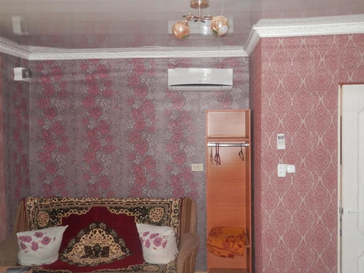 Гостевой дом У ЛЮБАШИ Железный Порт