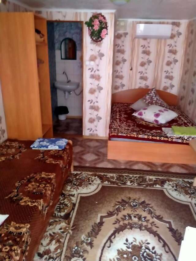 Гостевой дом У ЛЮБАШИ Железный Порт-33